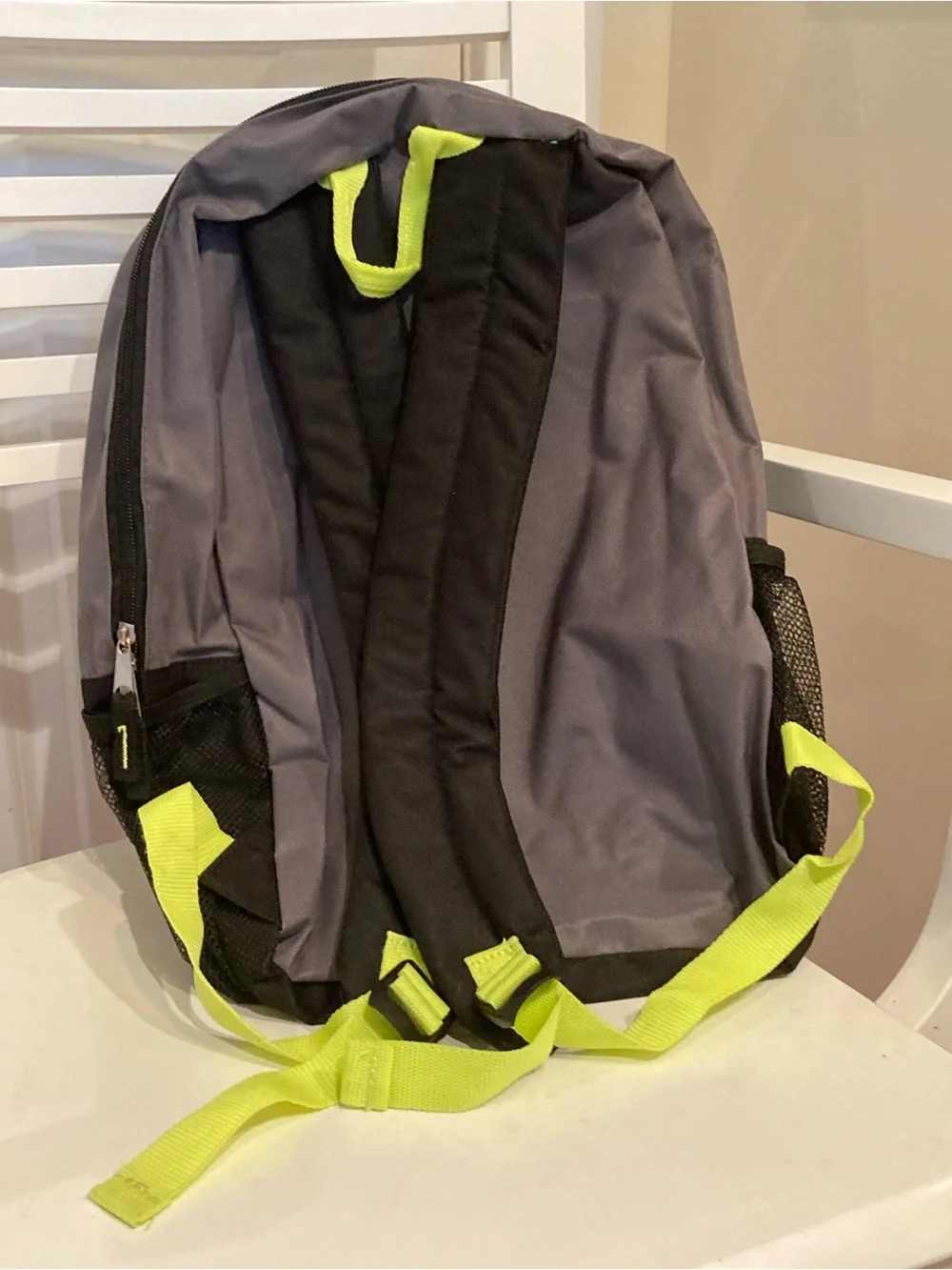 Unbranded Men's Gray & Lime 17